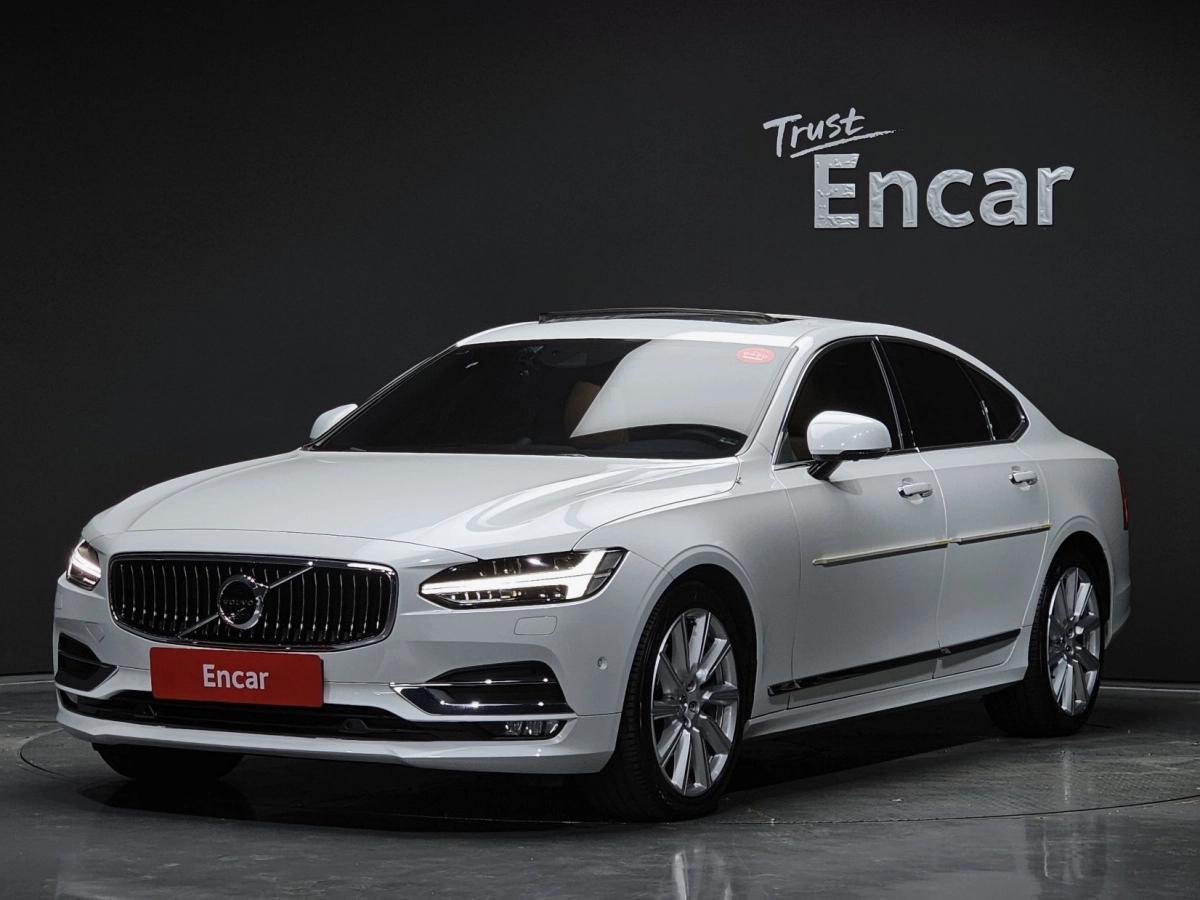 VOLVO S90  2019