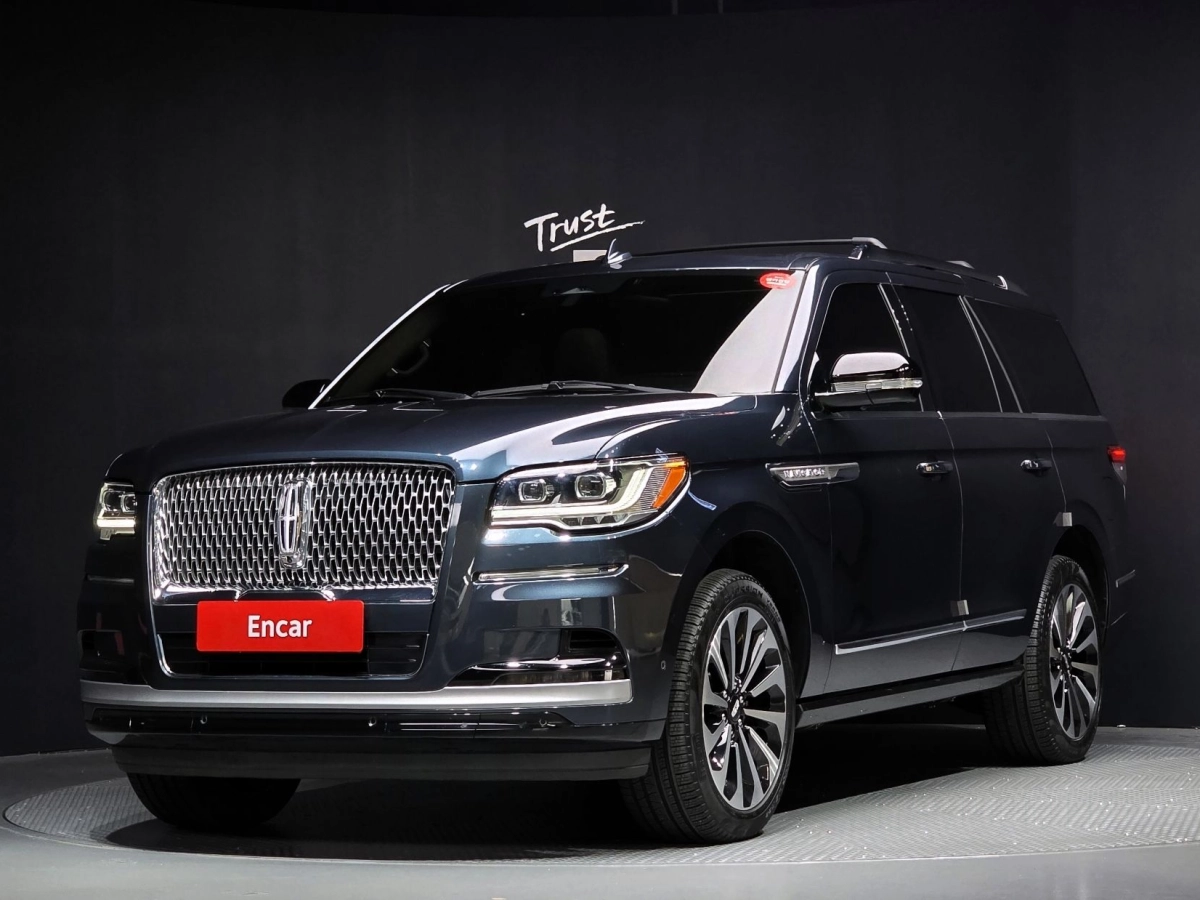 LINCOLN NAVIGATOR  2022
