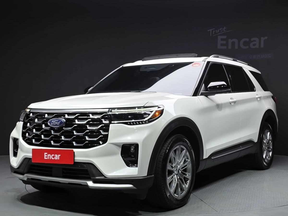 FORD EXPLORER 2024