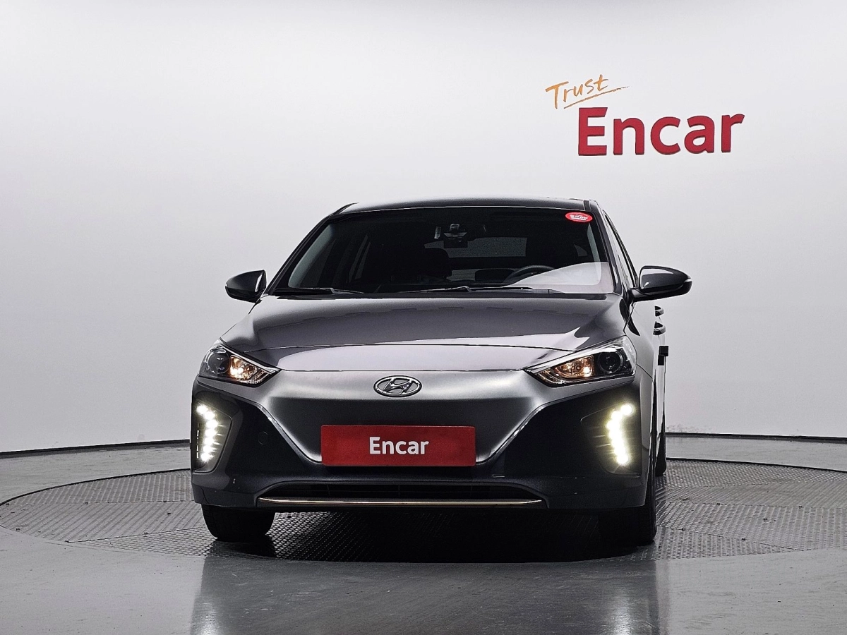 HYUNDAI IONIQ ELECTRIC