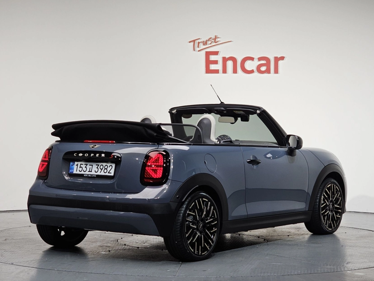 MINI COOPER S CONVERTIBLE