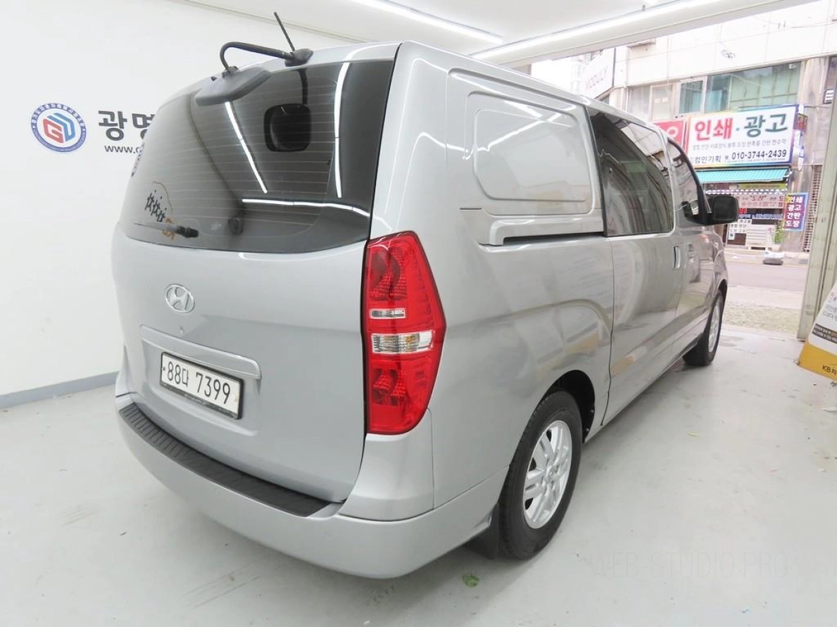 HYUNDAI STAREX GRAND