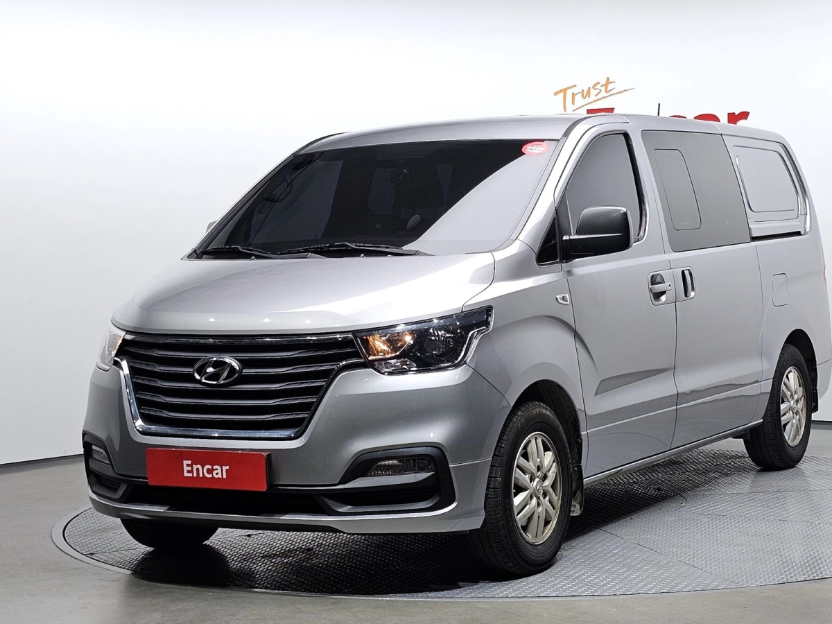 HYUNDAI STAREX GRAND