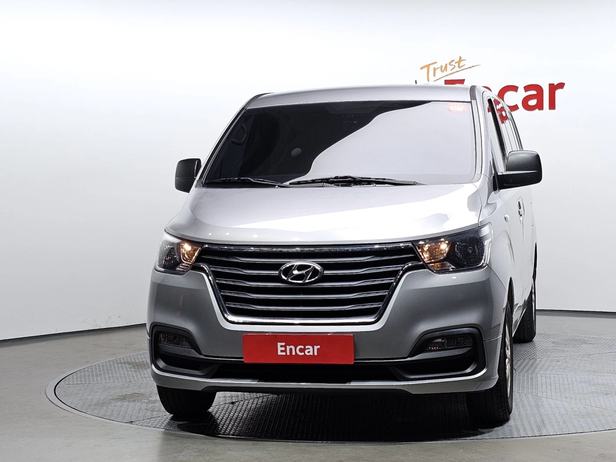 HYUNDAI STAREX GRAND