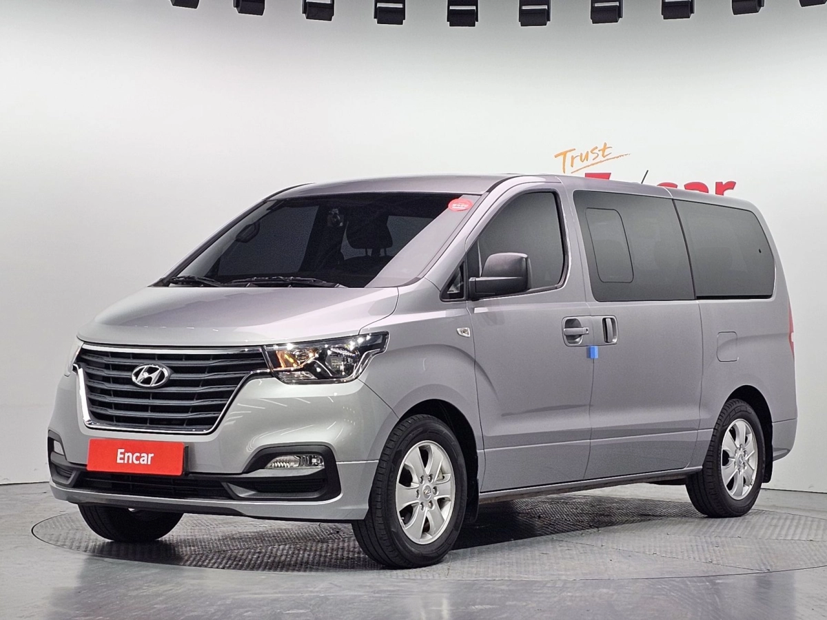 HYUNDAI STAREX GRAND  2021