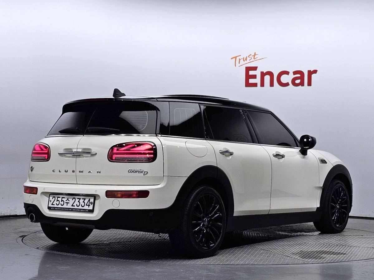 MINI CLUBMAN COOPER D