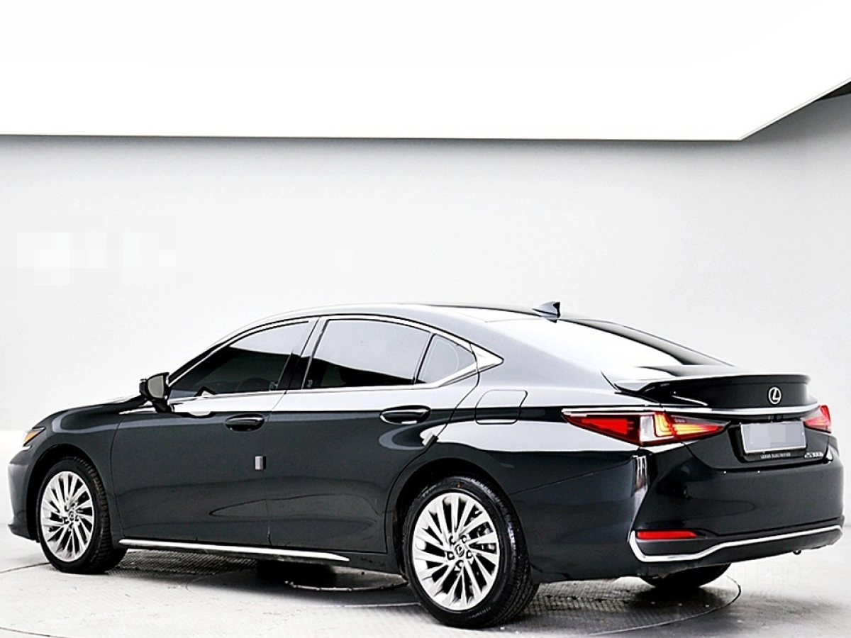 LEXUS ES300H