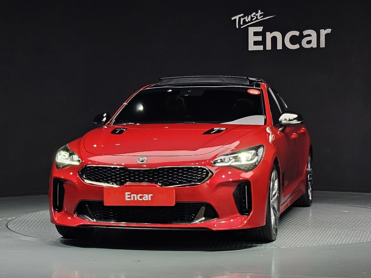 KIA STINGER