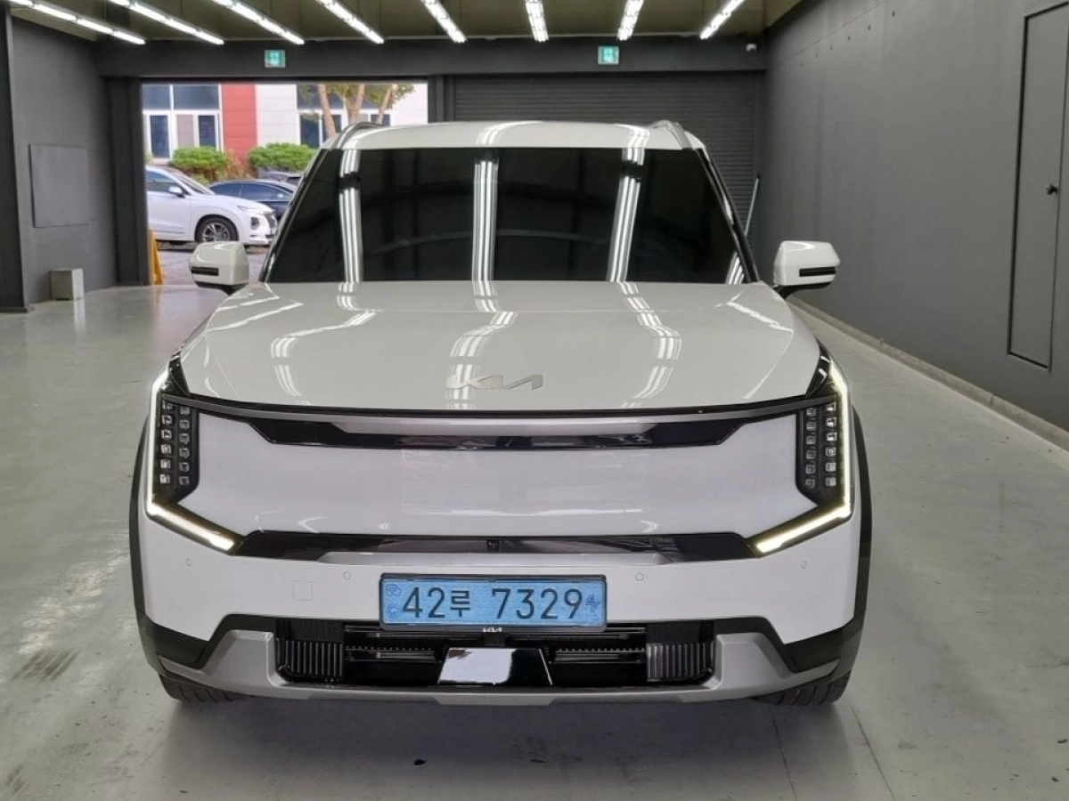 KIA EV9