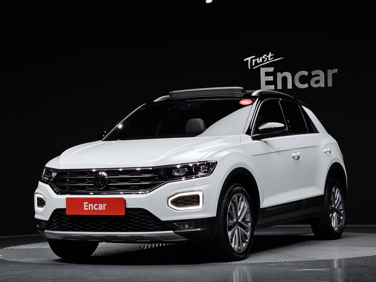 VOLKSWAGEN T-ROC 2021