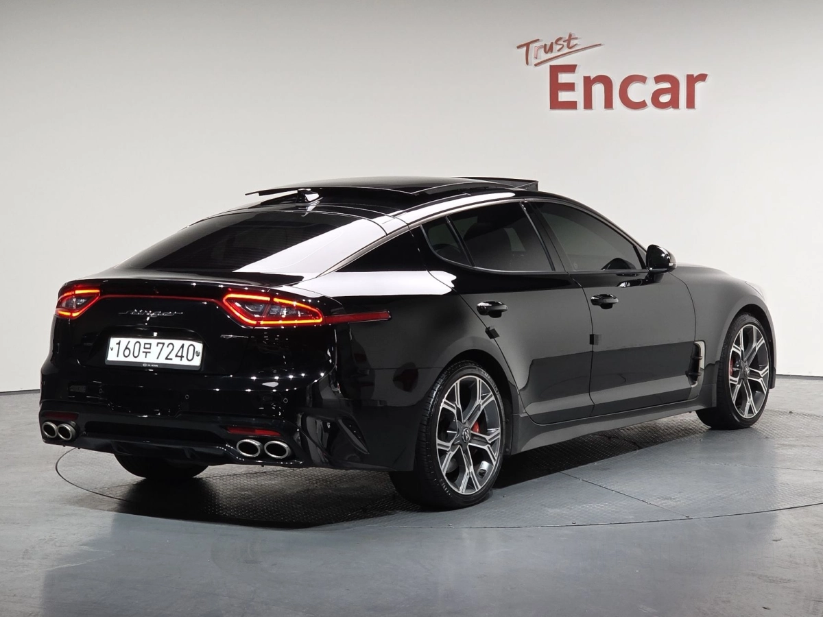 KIA STINGER  2020