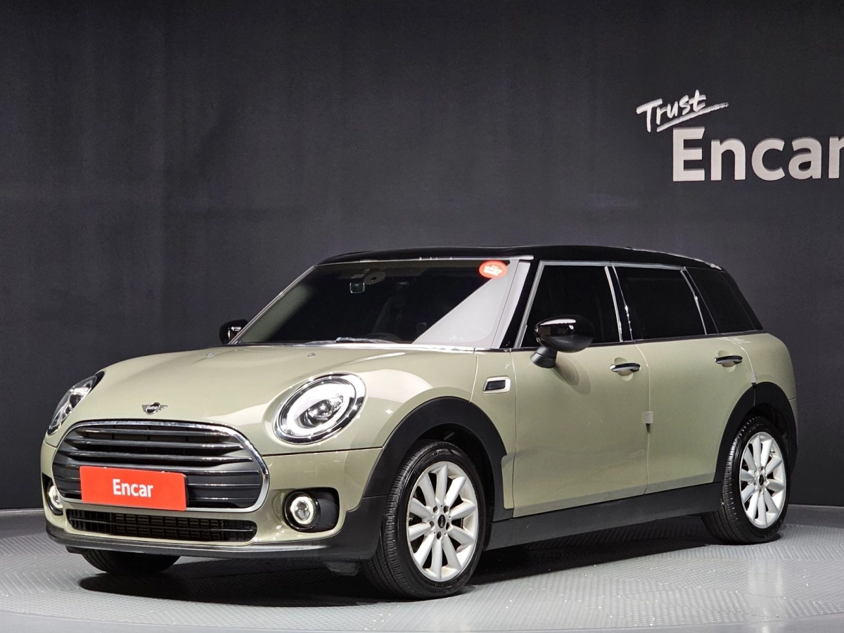 MINI CLUBMAN COOPER D  2020
