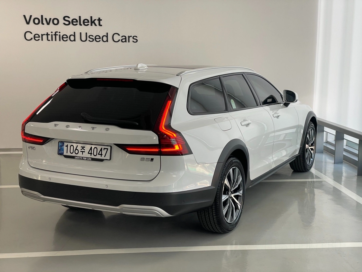 VOLVO V90 CROSS COUNTRY