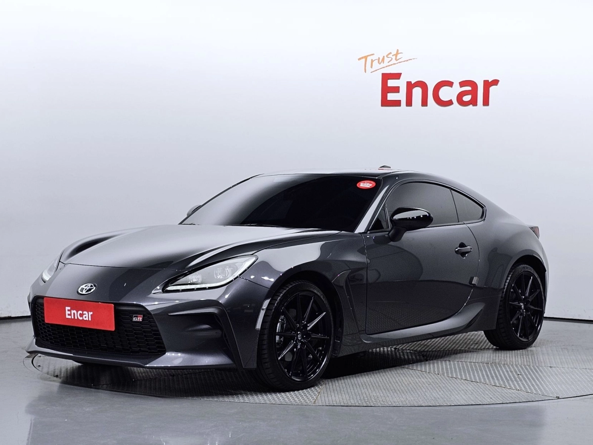 TOYOTA 86 GR  2024