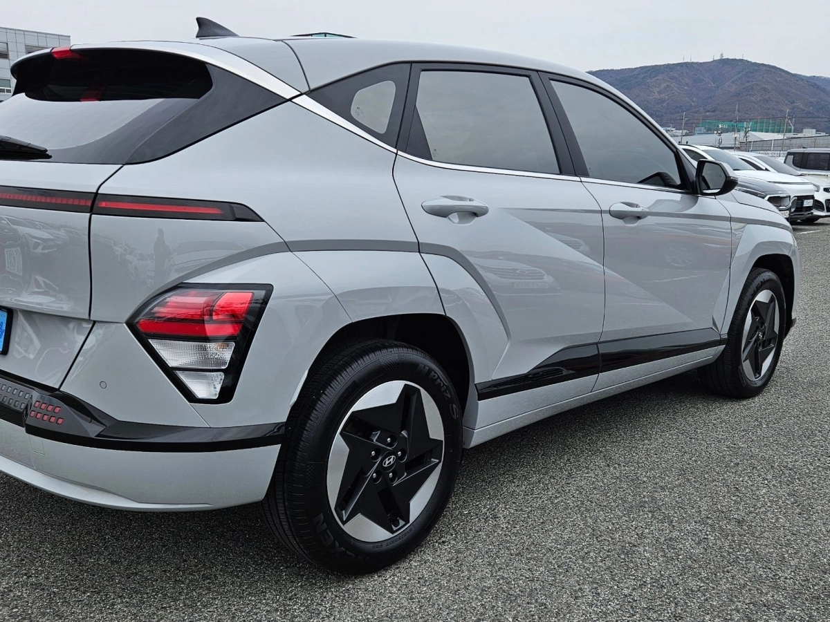 HYUNDAI KONA ELECTRIC SX2