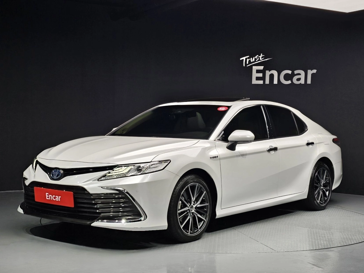 TOYOTA CAMRY XV70  2023
