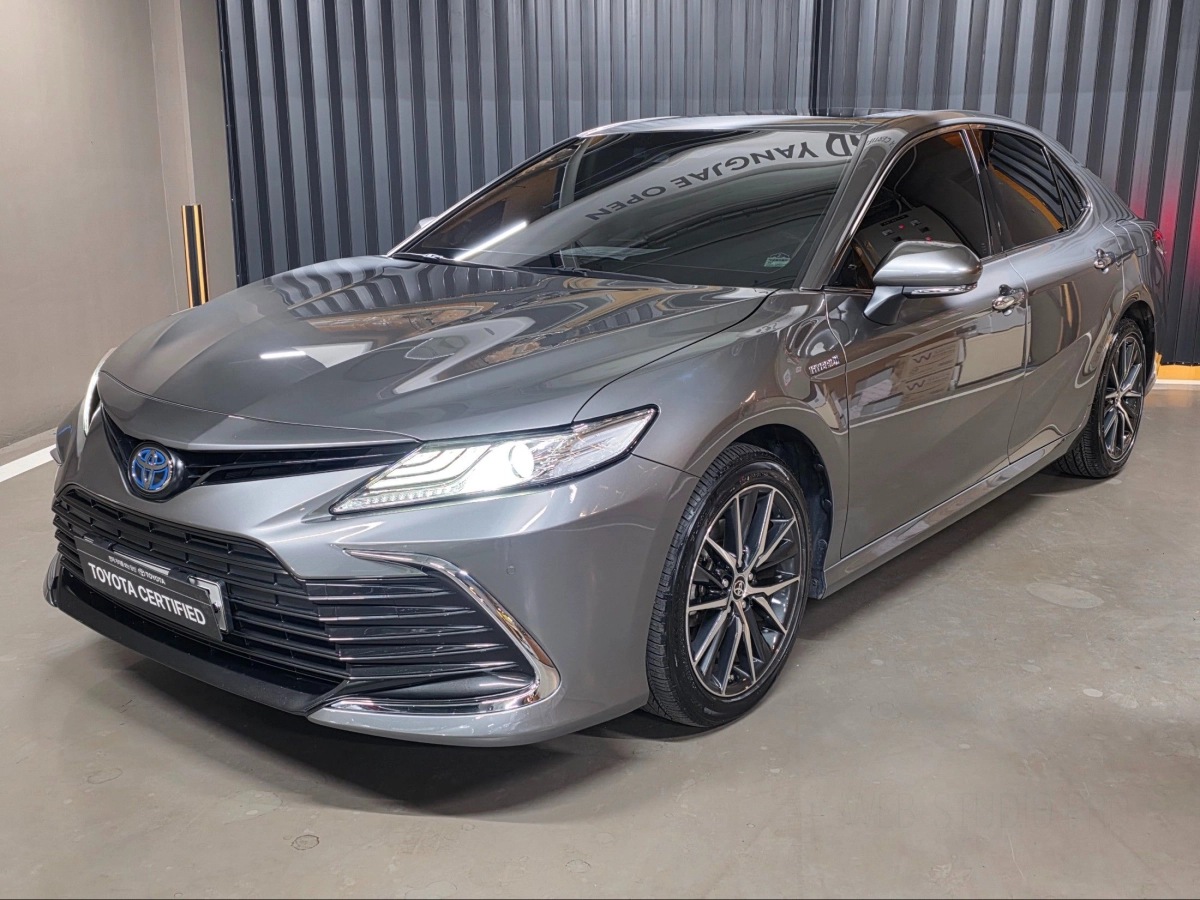 TOYOTA CAMRY XV70  2023