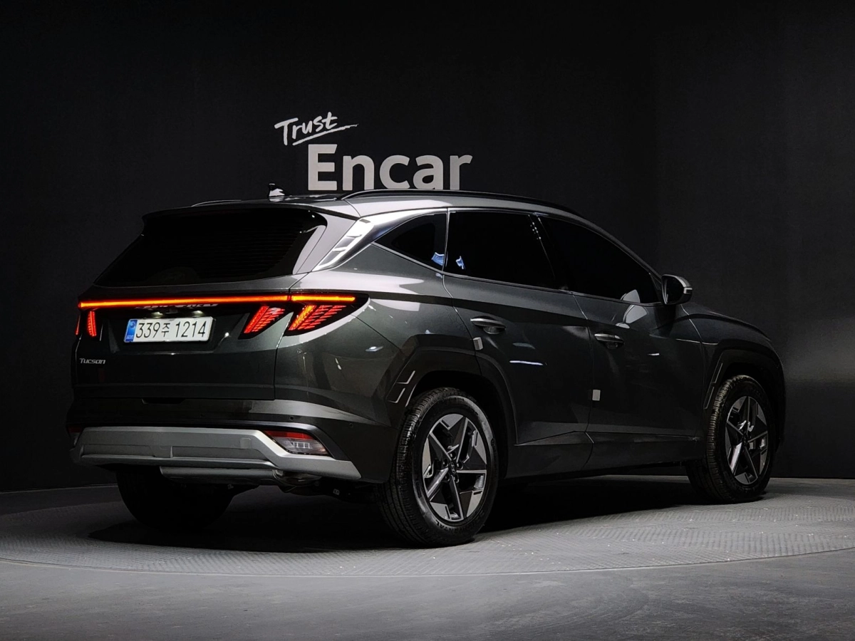 HYUNDAI TUCSON HYBRID NX4