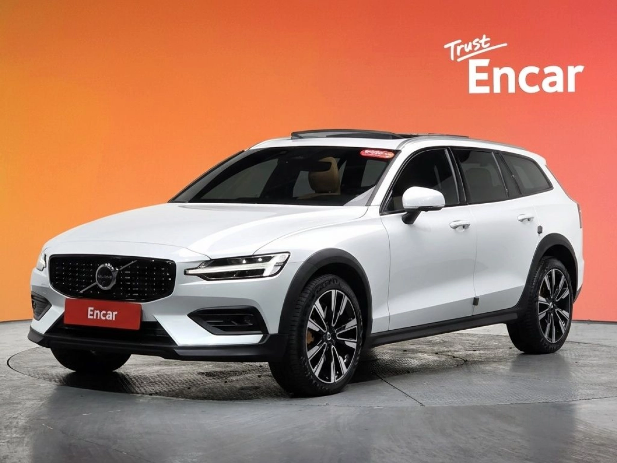 VOLVO V60 CROSS COUNTRY  2022