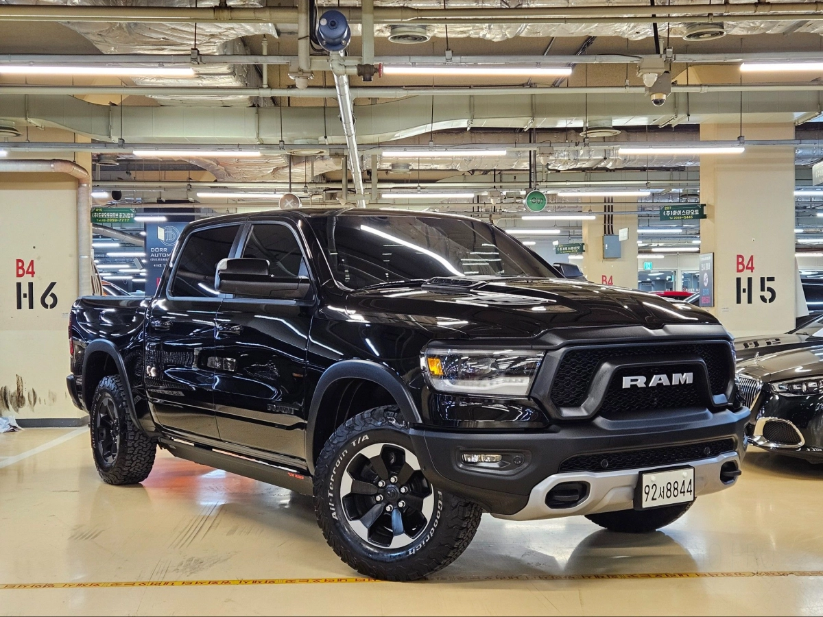 DODGE RAM PICK UP  2019