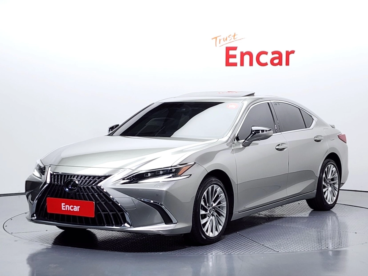 LEXUS ES300H  2023
