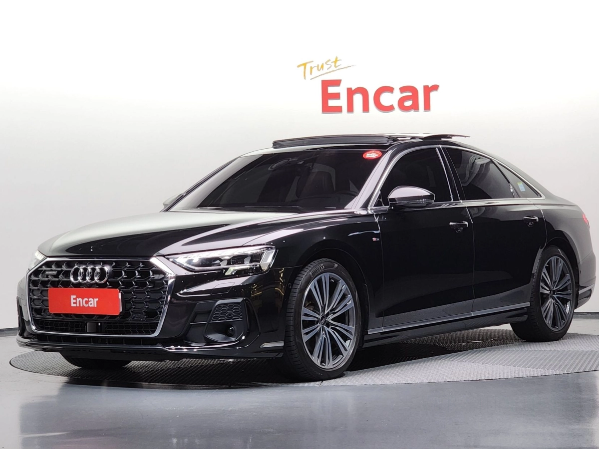 AUDI A8 D5  2023