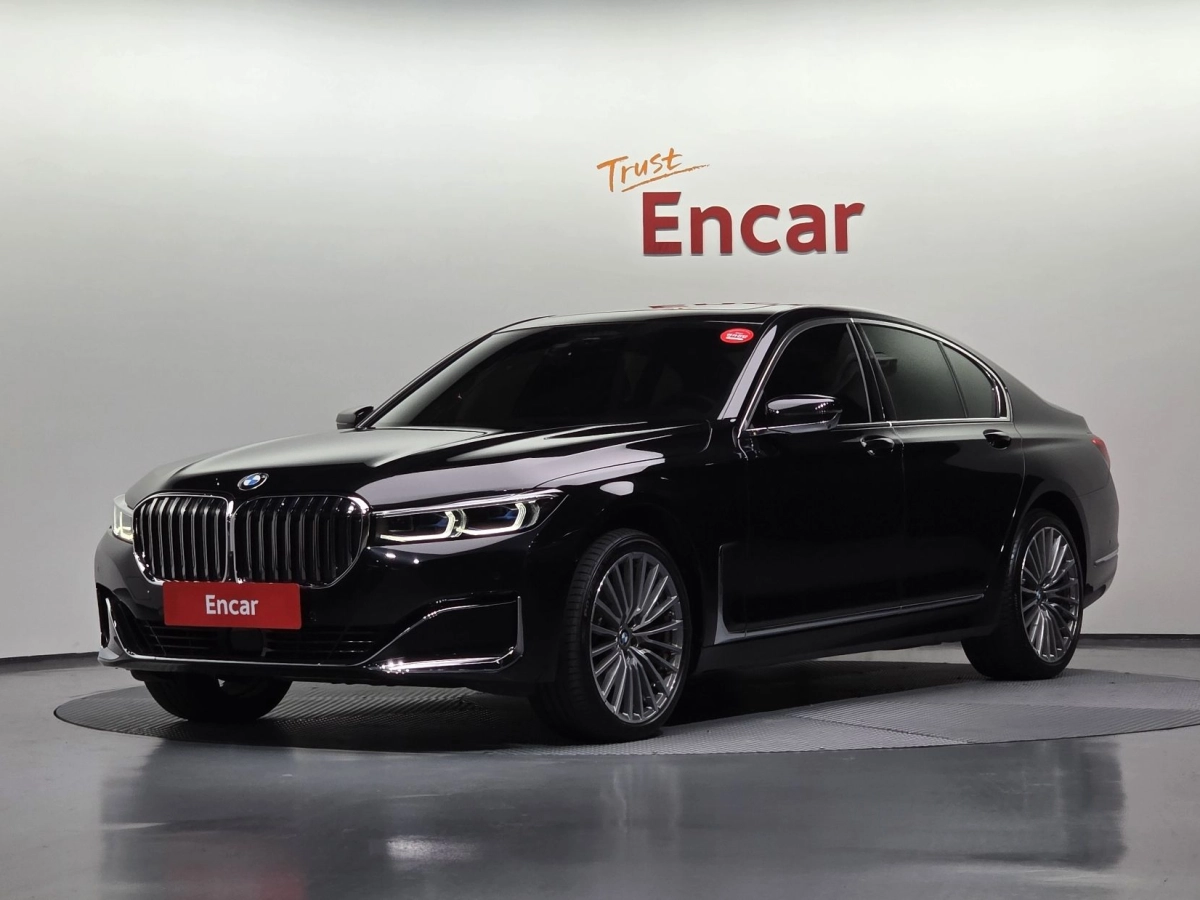 BMW 7-SERIES G11 2022