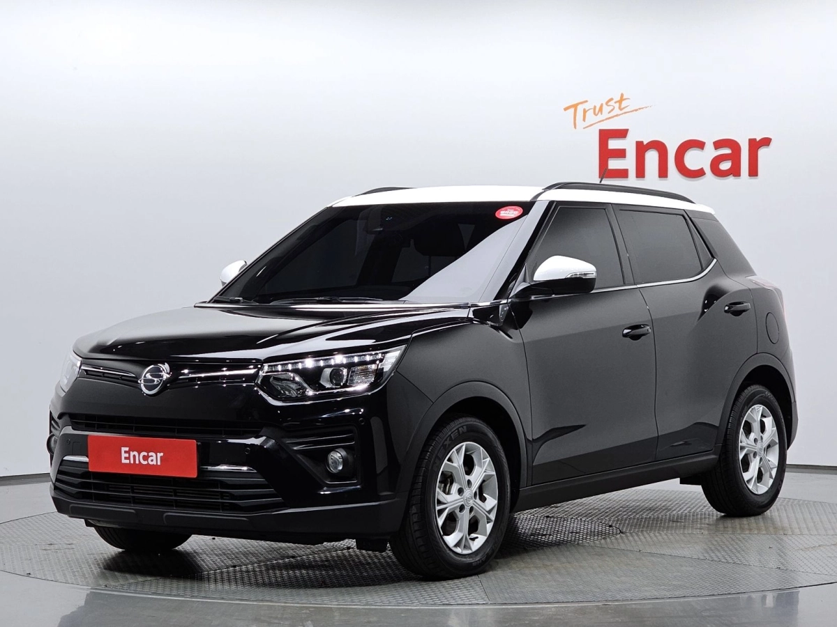 SSANGYONG TIVOLI VERY NEW