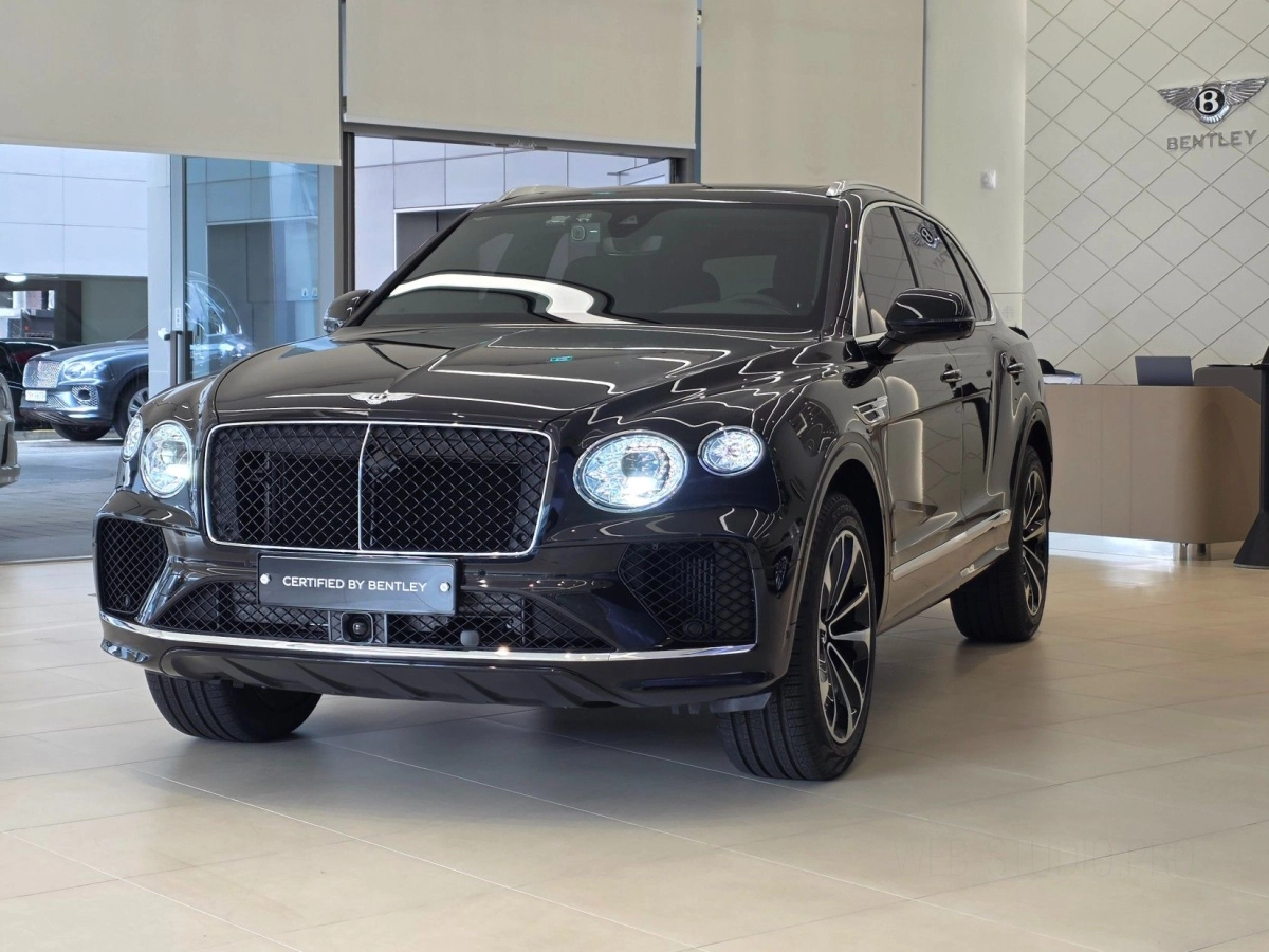 BENTLEY BENTAYGA  2025
