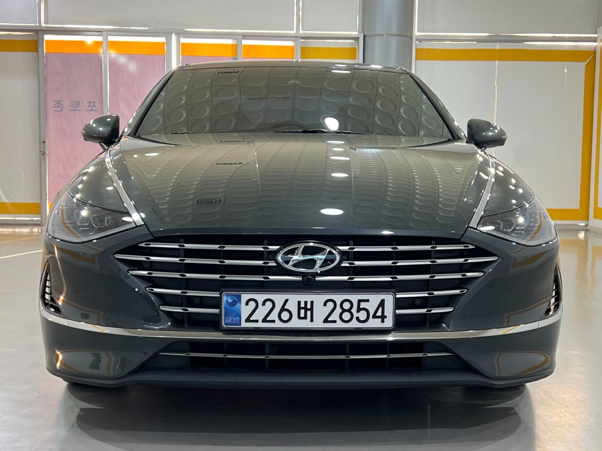 HYUNDAI SONATA HYBRID DN8