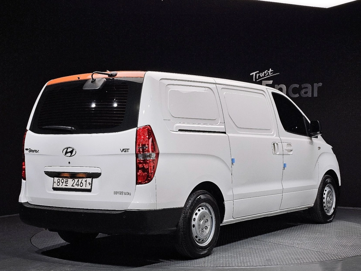 HYUNDAI STAREX GRAND