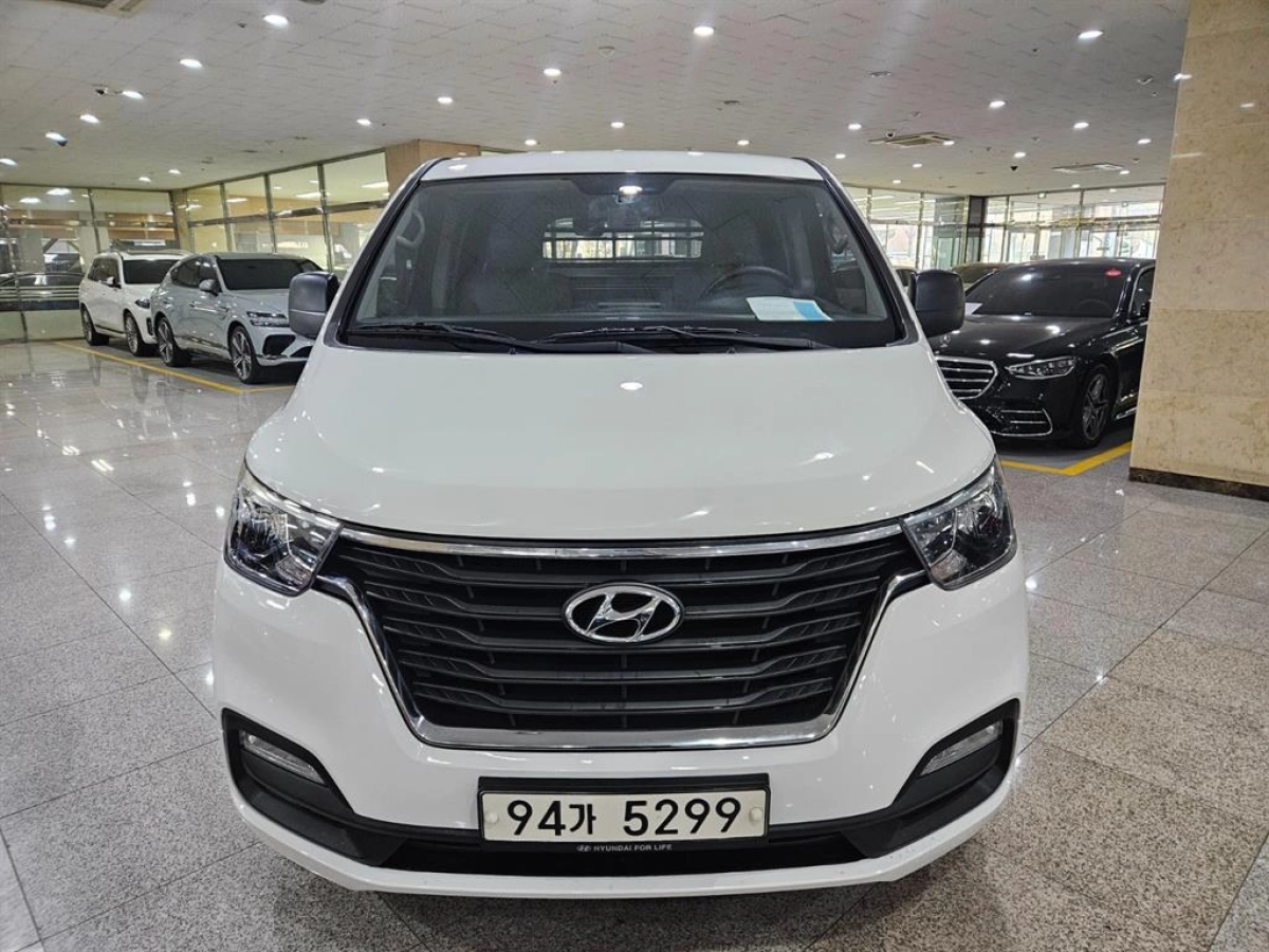 HYUNDAI STAREX GRAND