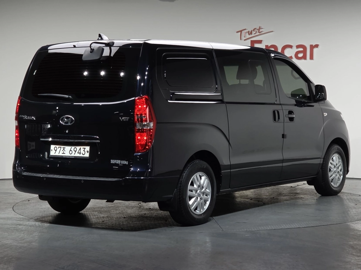 HYUNDAI STAREX GRAND