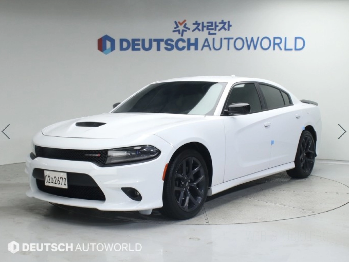 DODGE CHARGER  2019