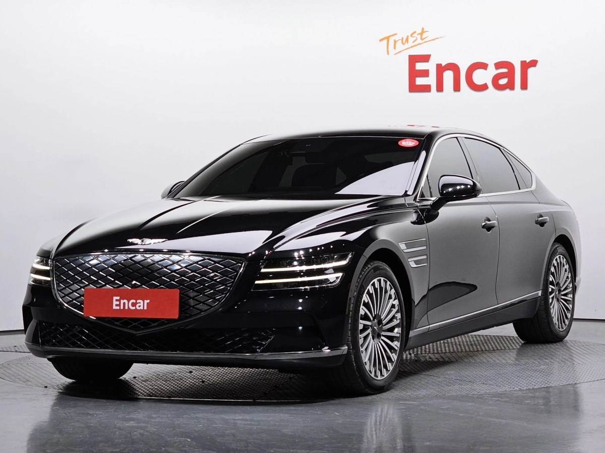 GENESIS ELECTRIC G80 RG3  2022