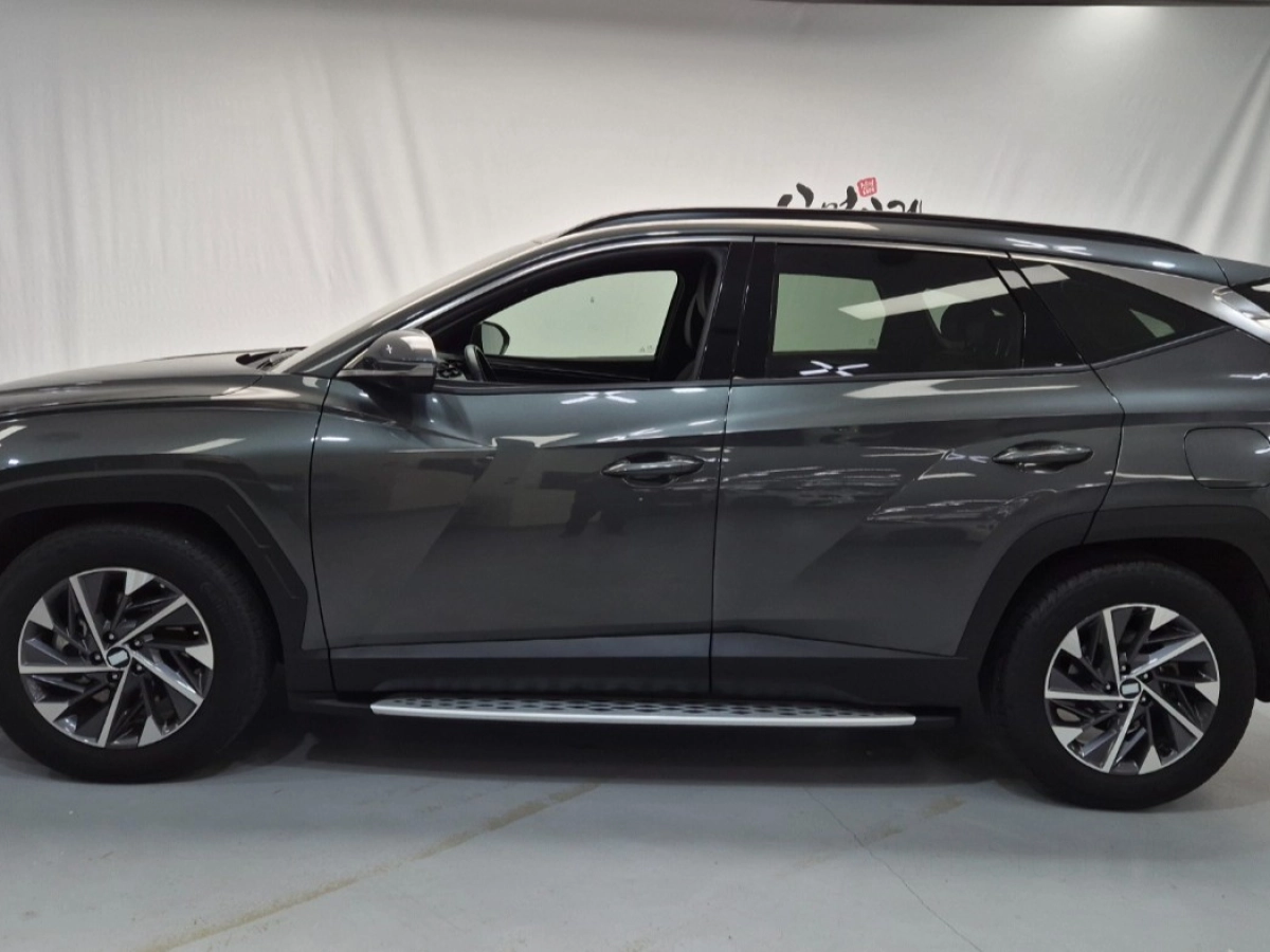 HYUNDAI TUCSON HYBRID NX4