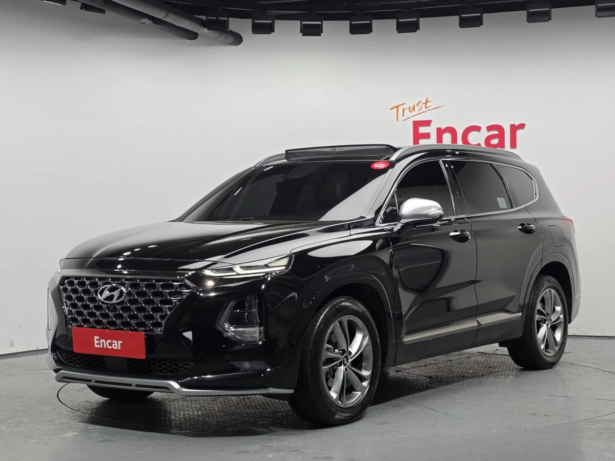 HYUNDAI SANTAFE TM  2019