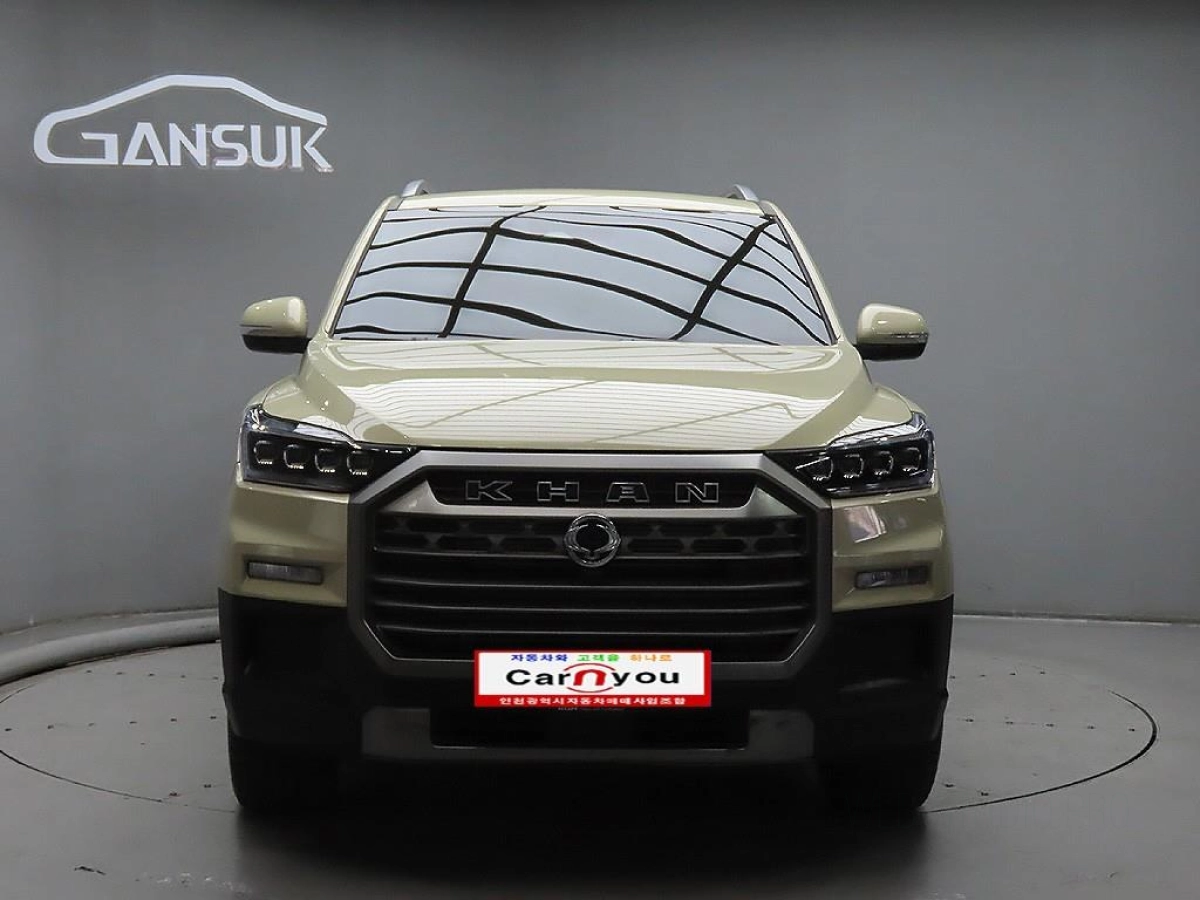 SSANGYONG REXTON SPORTS CAR