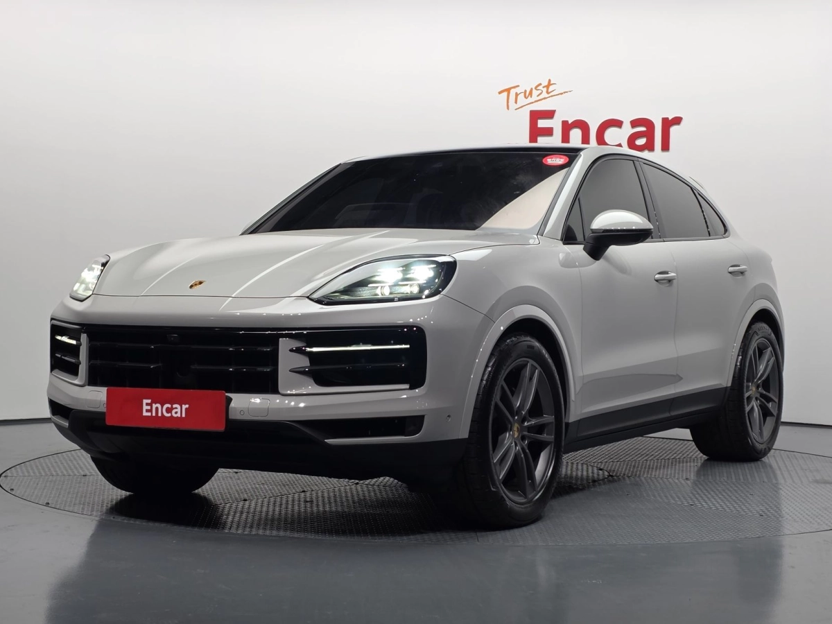 PORSCHE CAYENNE PO536  2024