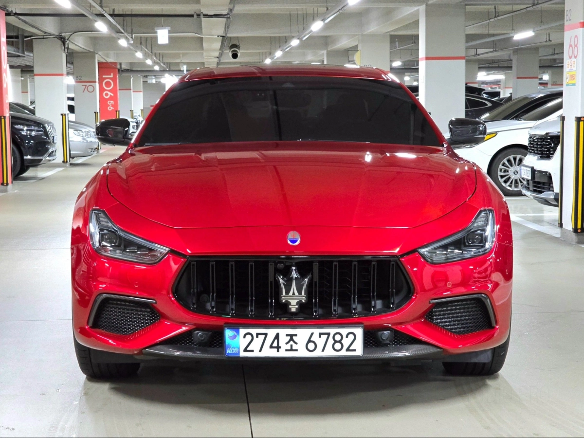 MASERATI GHIBLI