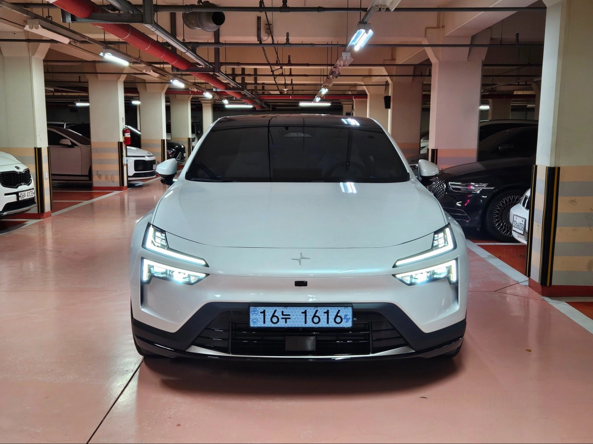 POLESTAR POLESTAR 4  2025