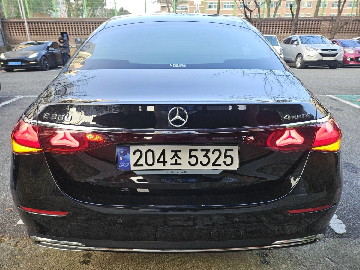 MERCEDES BENZ E-CLASS W214