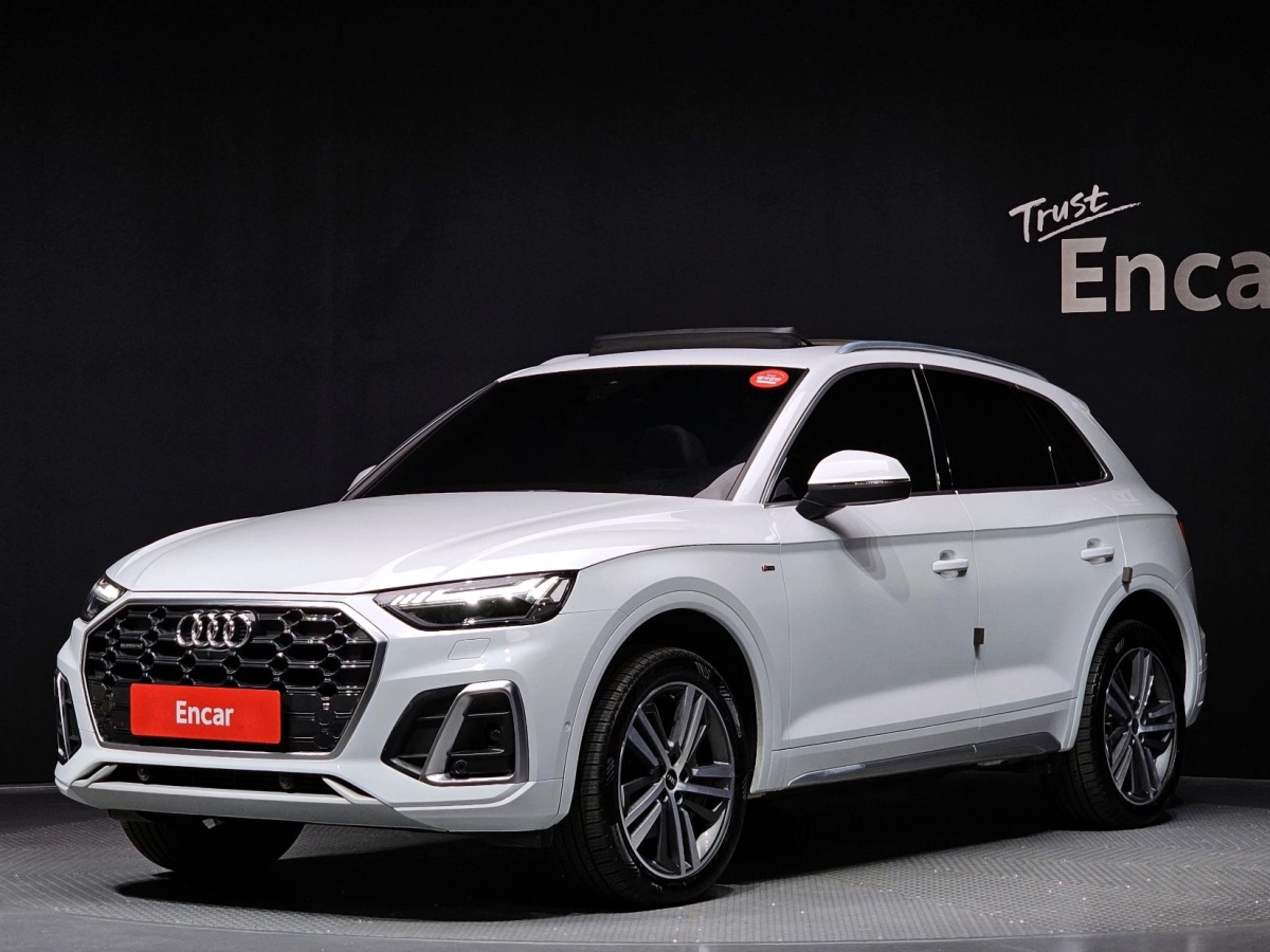 AUDI Q5 FY  2022