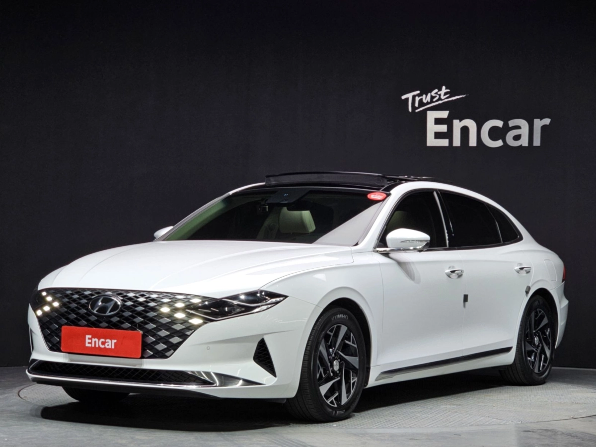 HYUNDAI GRANDEUR IG HYBRID  2022