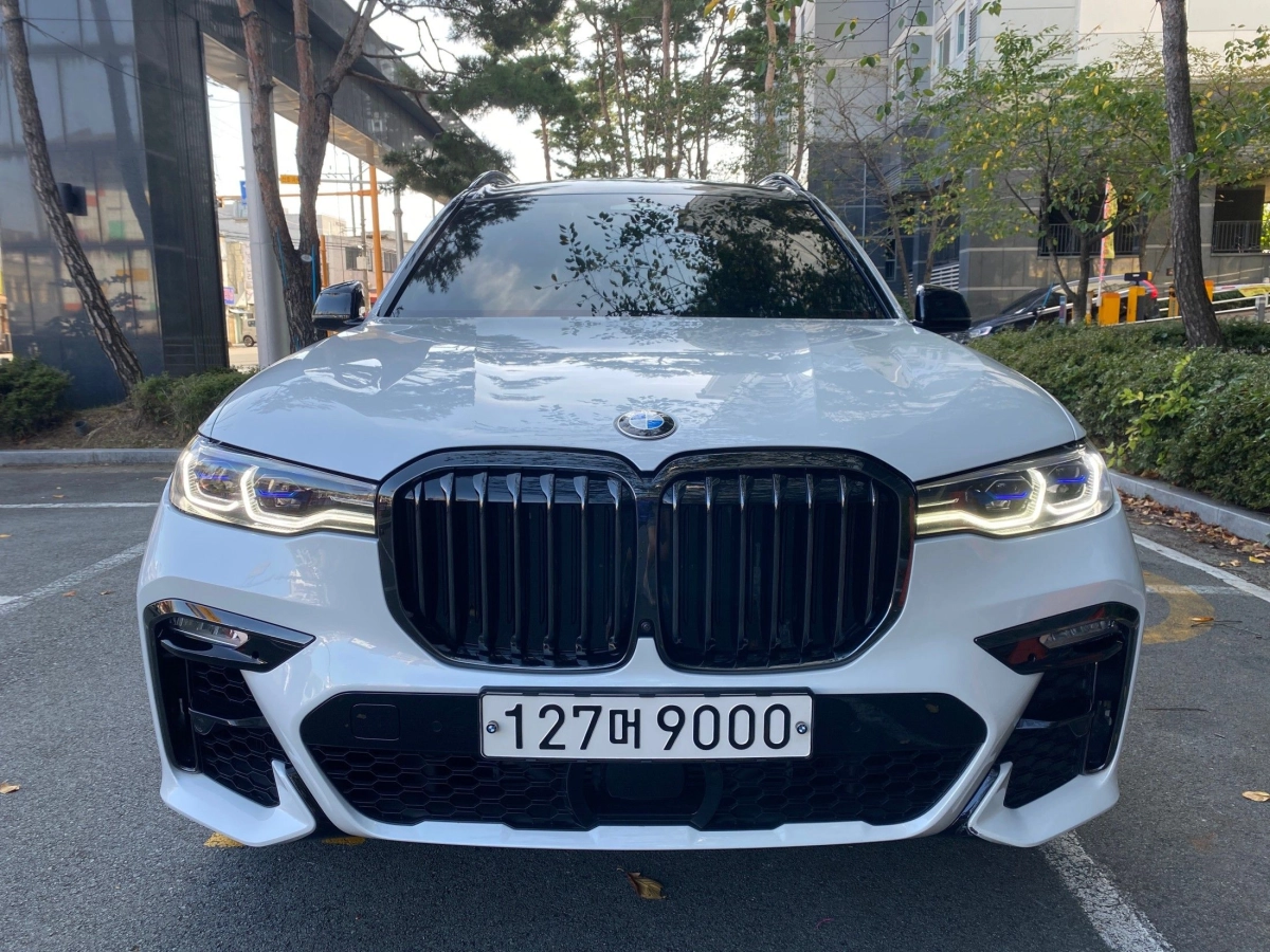 BMW X7 G07  2020