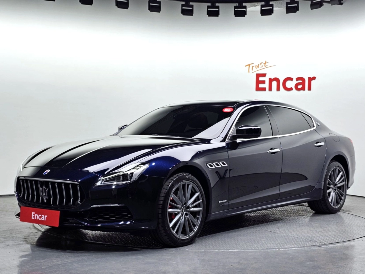 MASERATI QUATTROPORTE  2021