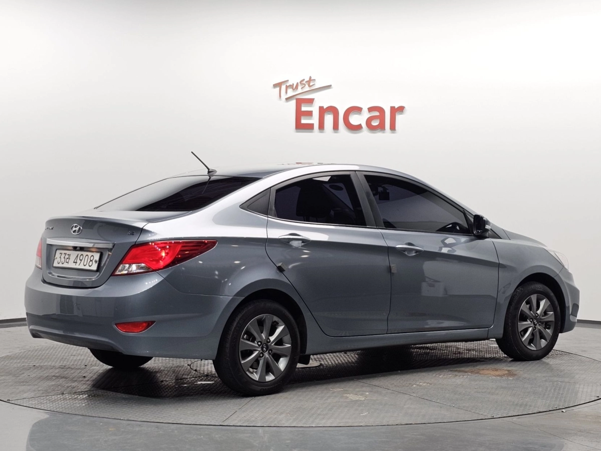 HYUNDAI ACCENT NEW
