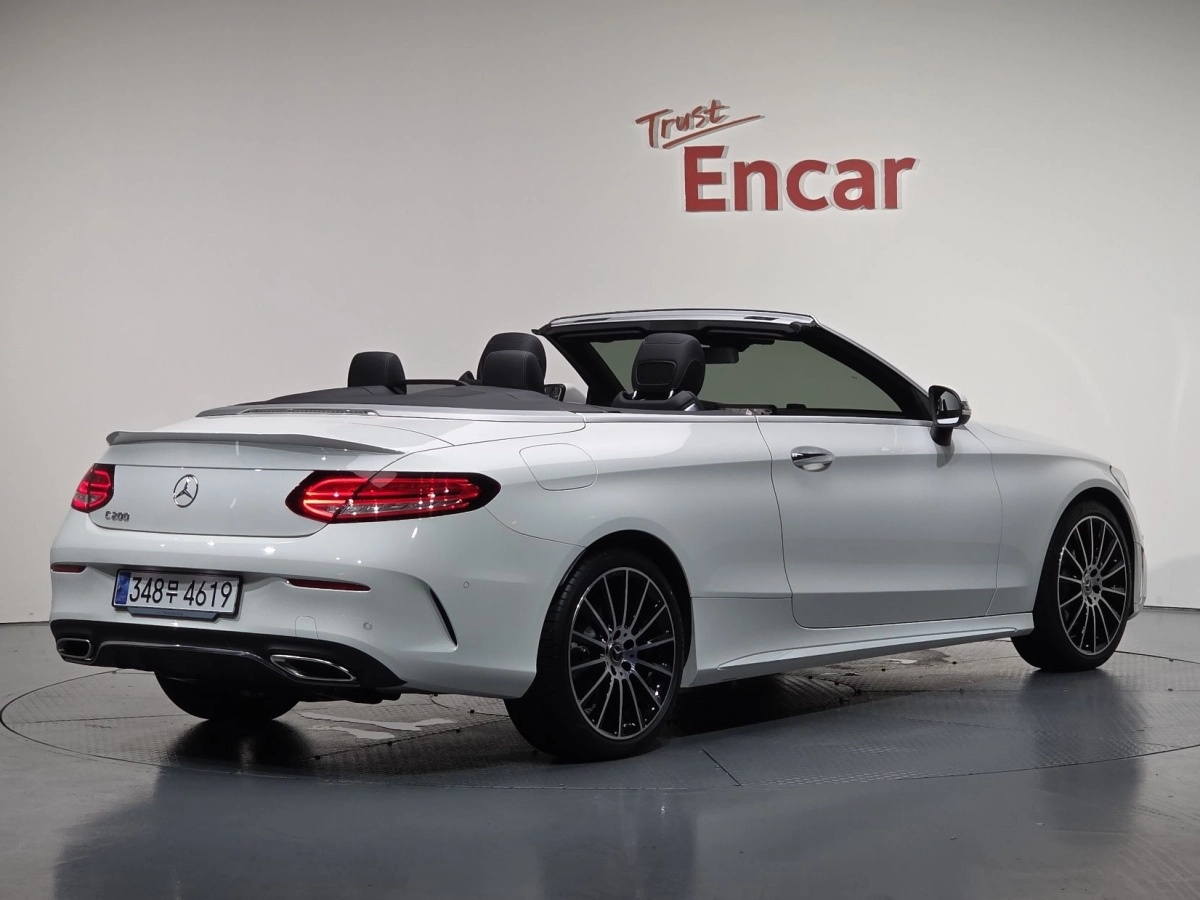 MERCEDES BENZ C-CLASS W205  2023