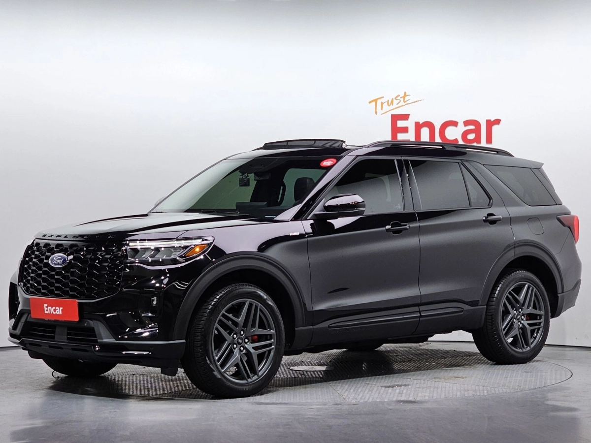 FORD EXPLORER  2025