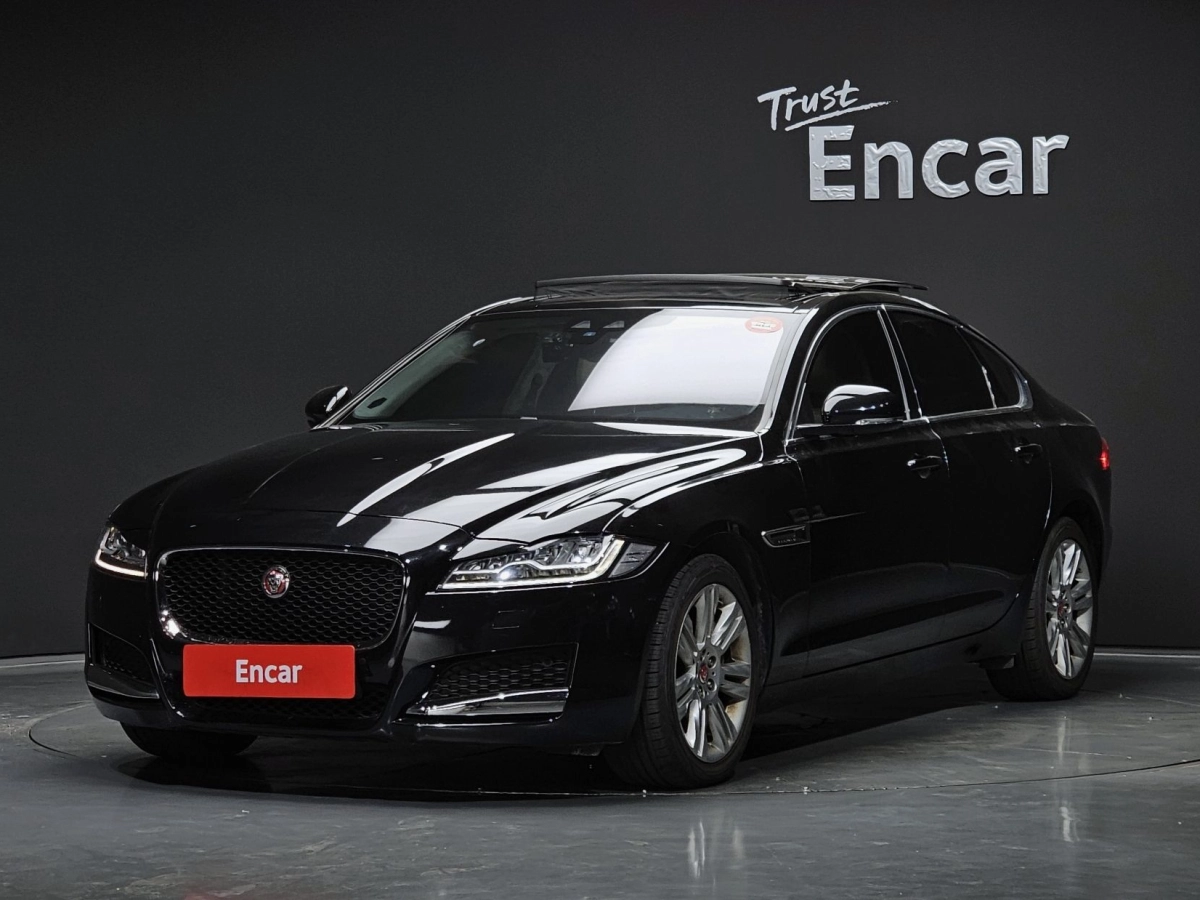 JAGUAR XF X260  2019